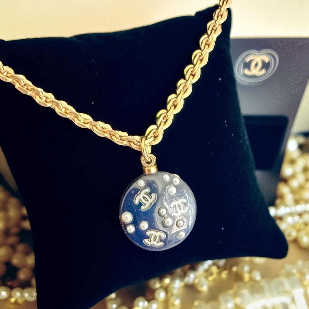 Chanel Necklace Black Resin